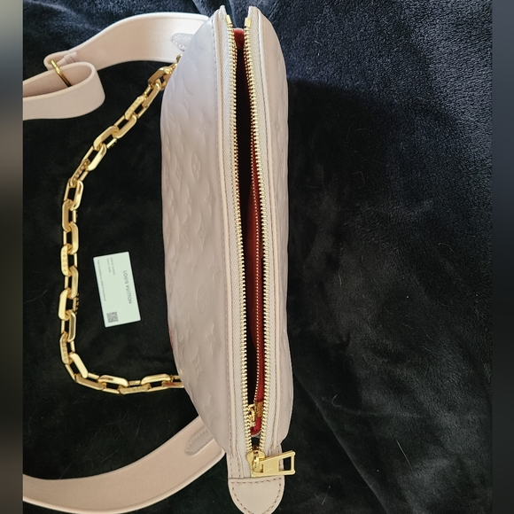 Louis Vuitton Coussin PM Fall In Love Pink Monogram Chain Shoulder Crossbody Bag - Picture 2 of 14